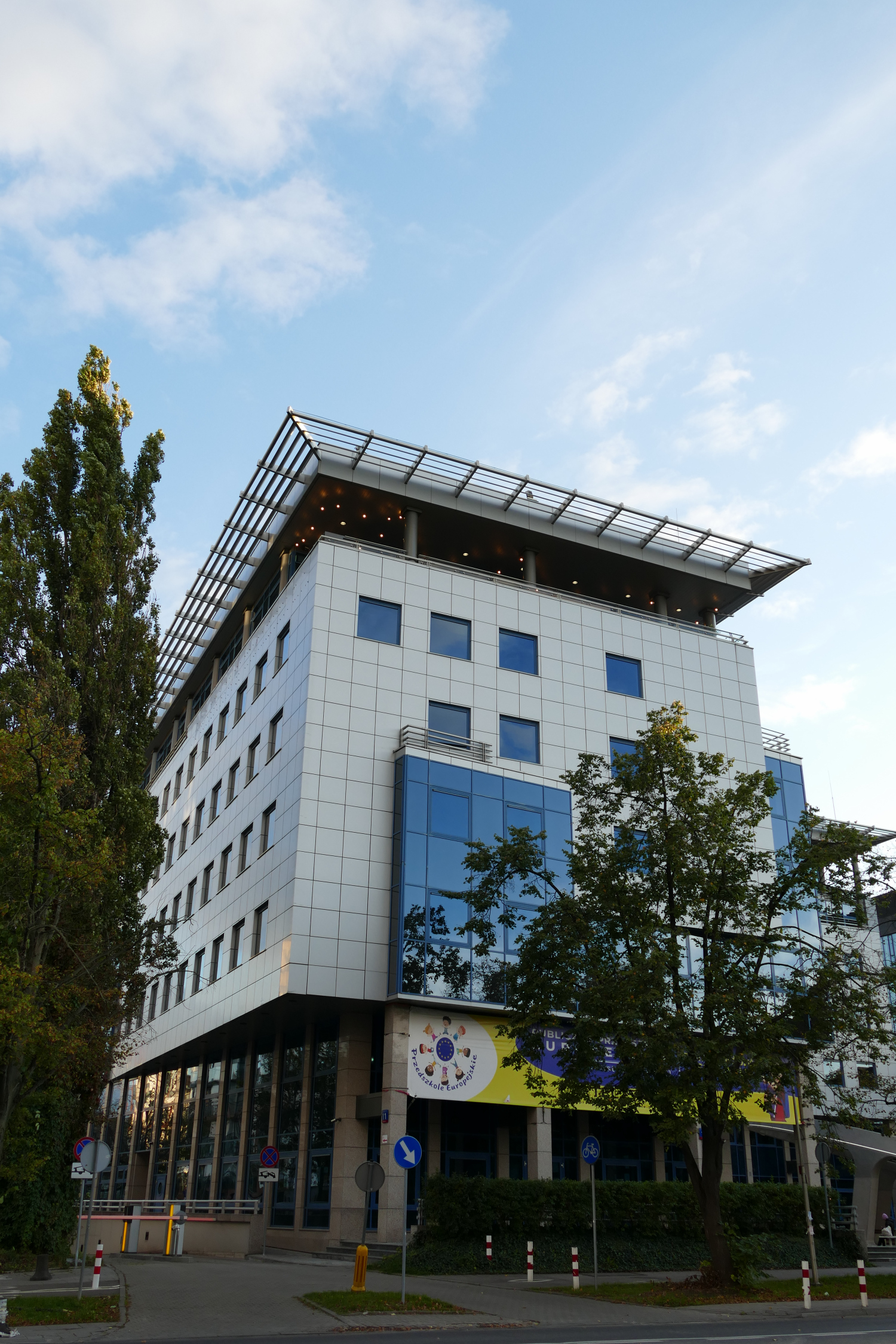 Zdjęcie architektury budynku Siedziba firmy Mostostal (obecnie Adgar Bit)